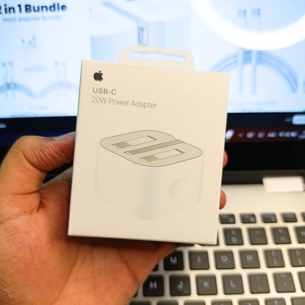 Apple USB-C Power Adapter 3 Pin (20W)